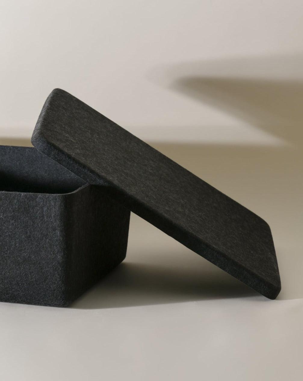 Sculpted XL Lid for XL Sculpted Bin Durable Cover with Precise Fit