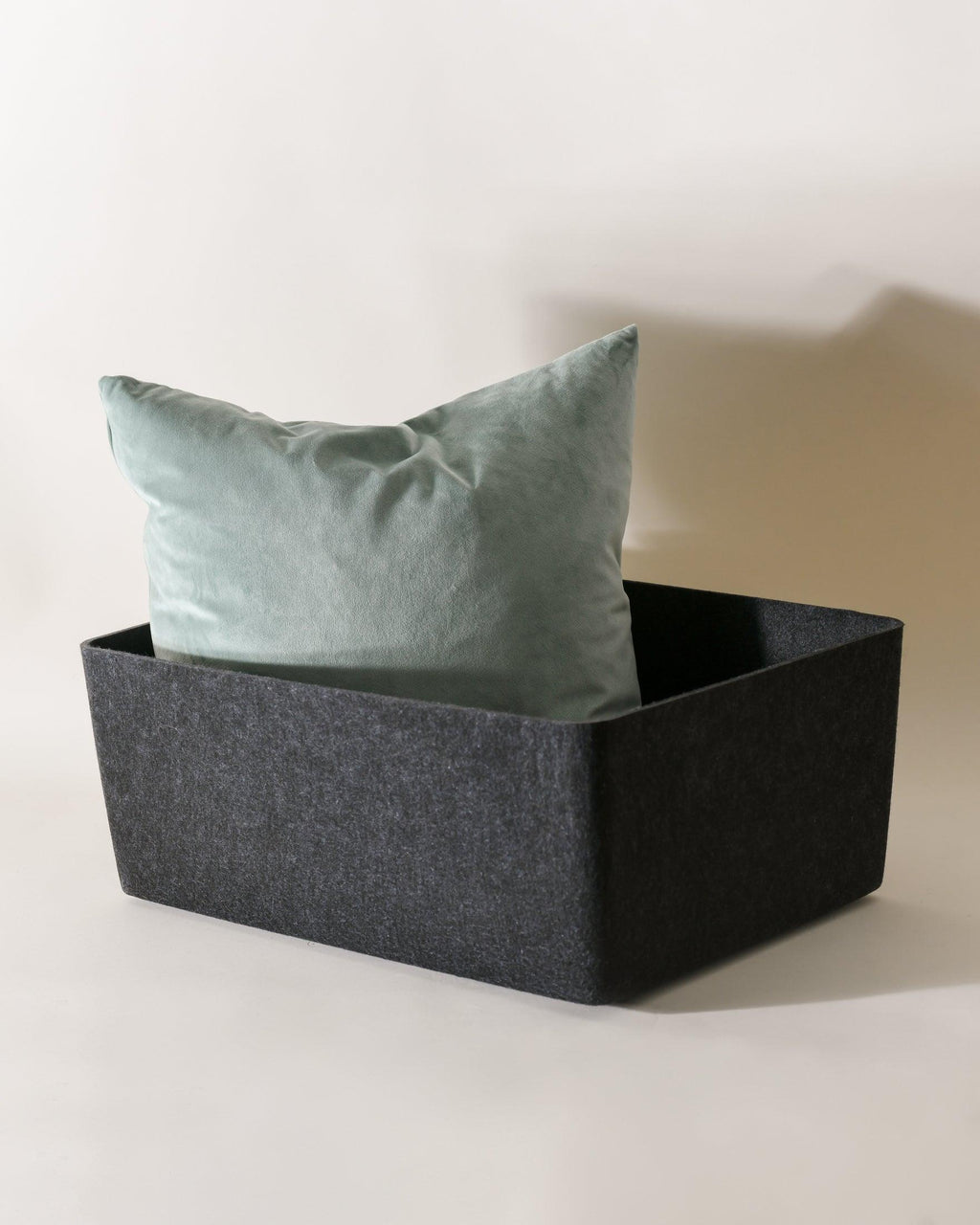 Sculpted XL Lid for XL Sculpted Bin Durable Cover with Precise Fit